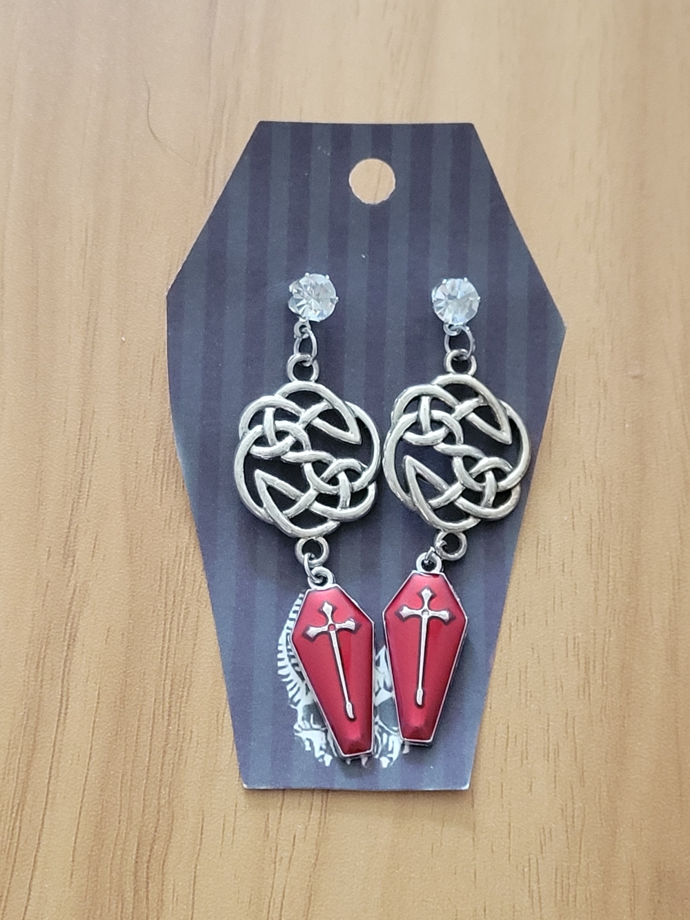 🧋NEW🧋 Stainless Steel Red Coffin Drop Earrings with Celtic Knot Accent